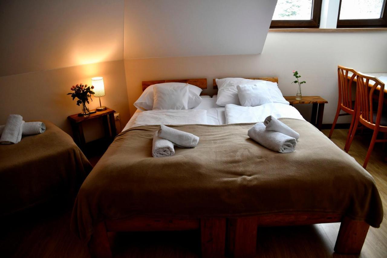 Gosciniec Pod Lubomirem Bed & Breakfast Weglowka  Екстериор снимка