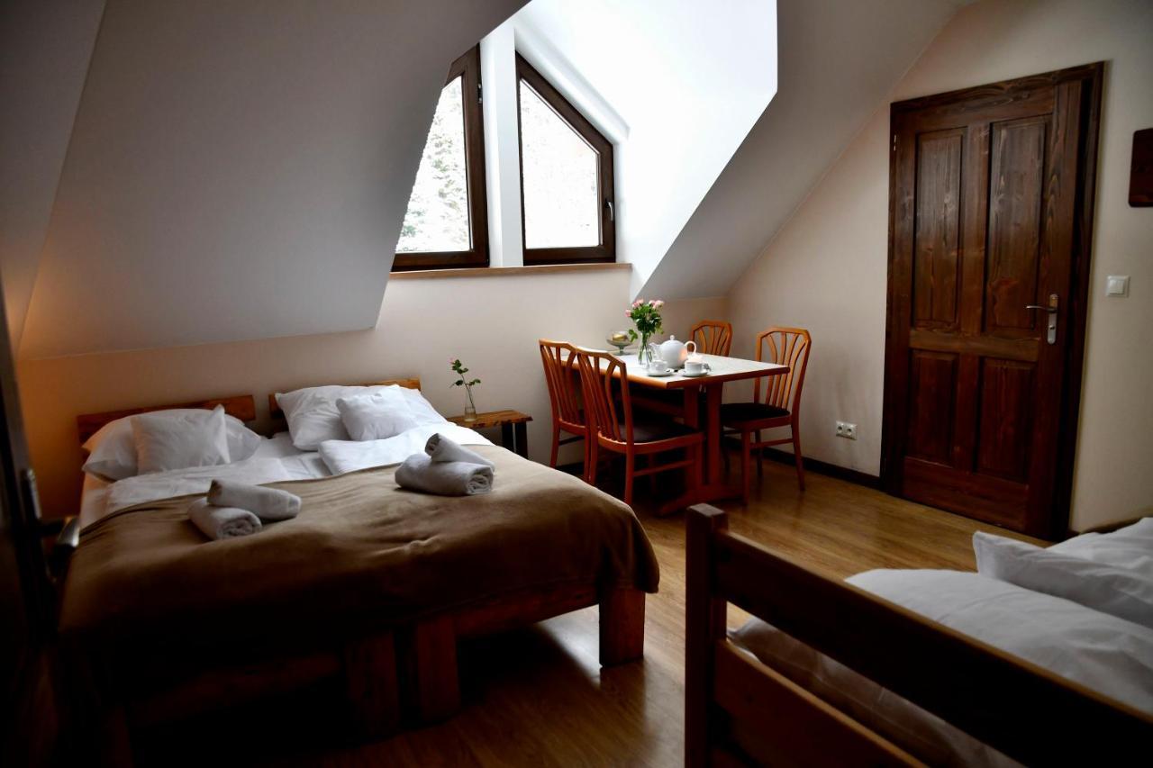 Gosciniec Pod Lubomirem Bed & Breakfast Weglowka  Екстериор снимка