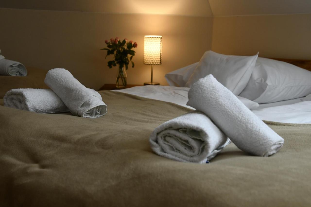 Gosciniec Pod Lubomirem Bed & Breakfast Weglowka  Екстериор снимка