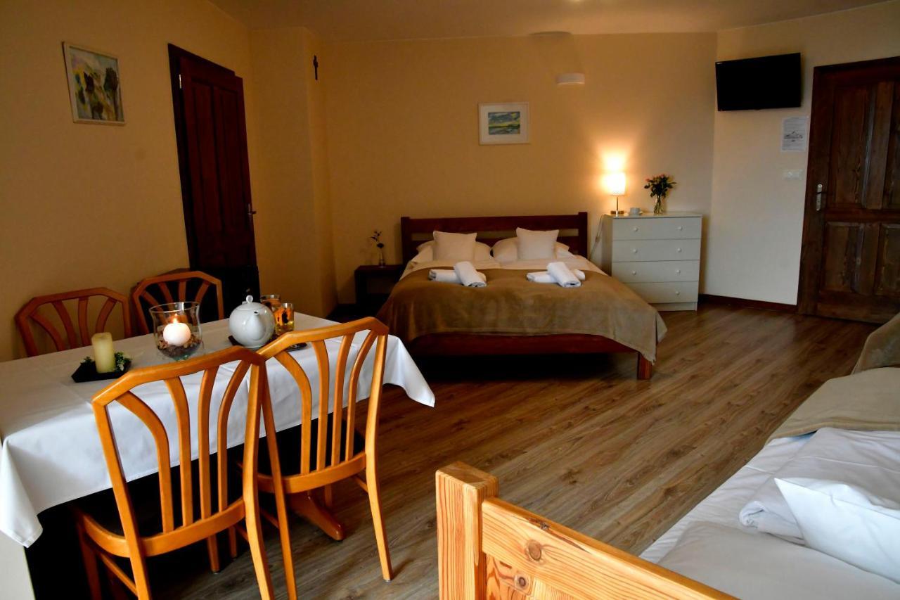 Gosciniec Pod Lubomirem Bed & Breakfast Weglowka  Екстериор снимка
