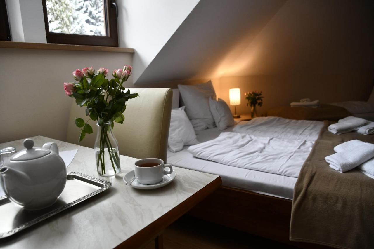 Gosciniec Pod Lubomirem Bed & Breakfast Weglowka  Екстериор снимка