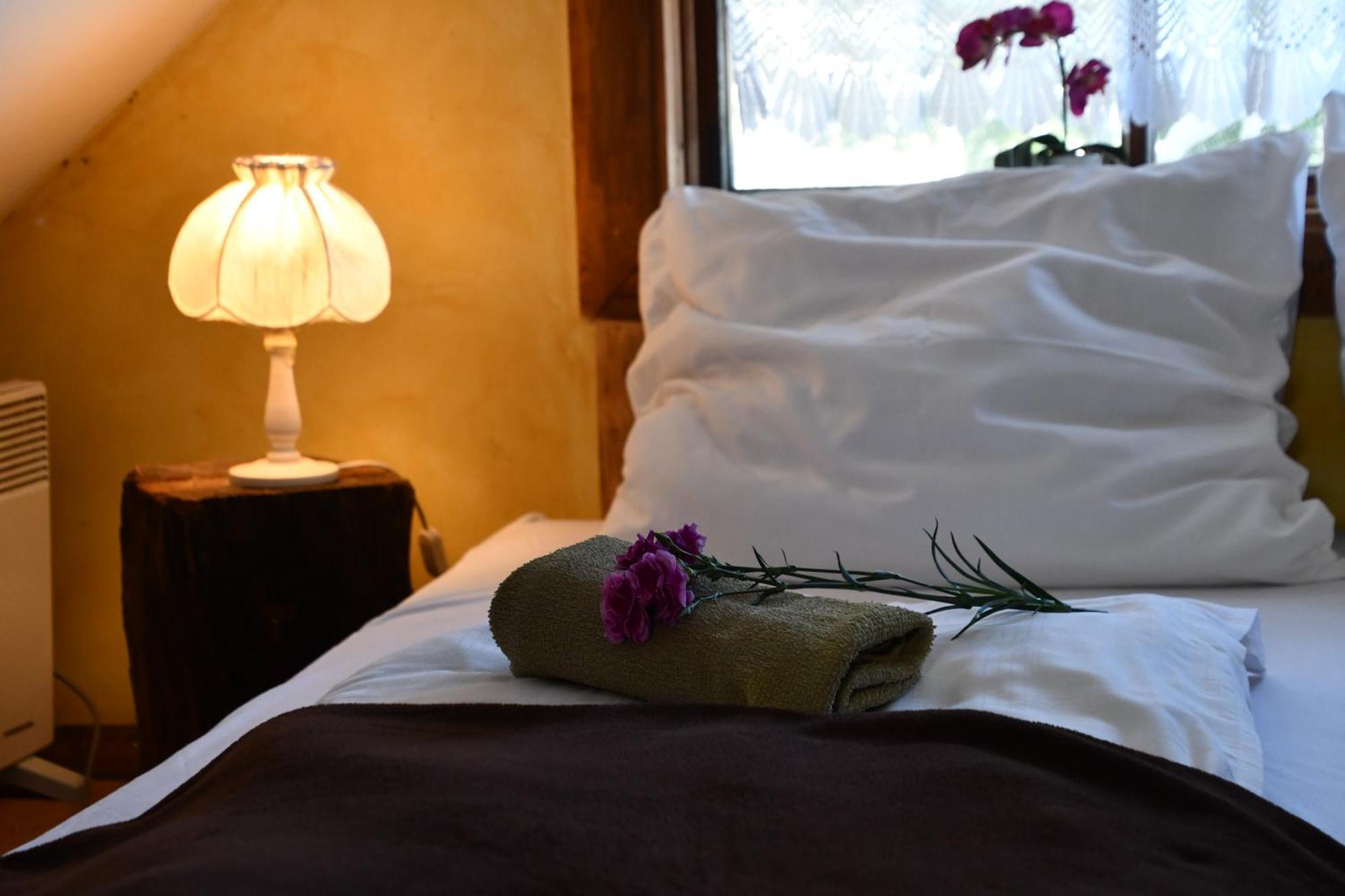 Gosciniec Pod Lubomirem Bed & Breakfast Weglowka  Екстериор снимка