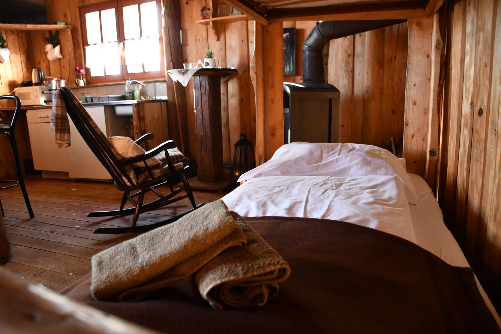 Gosciniec Pod Lubomirem Bed & Breakfast Weglowka  Екстериор снимка